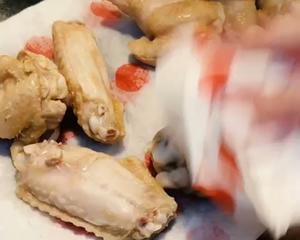 可乐鸡翅的做法 步骤3